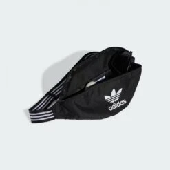 Adidas Marsupio Adicolor Waist Bag IW0939 7 Adidas Marsupio Adicolor Waist Bag IW0939 -FreedomSport adidas marsupio adicolor waist bag iw0939 2