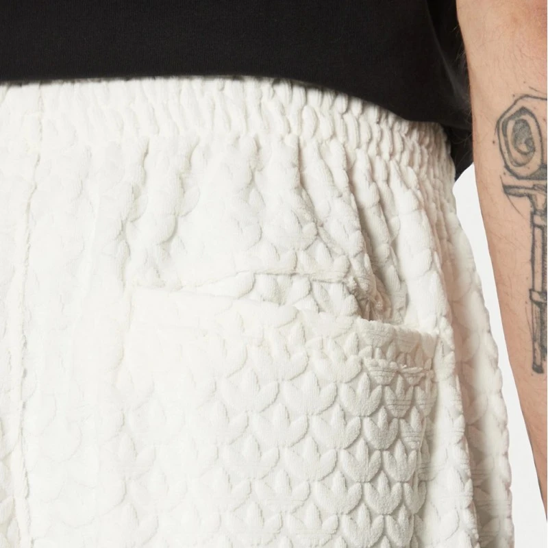 Adidas Pantalone Q12 Monogram Trifoil JP4429 4 Adidas Pantalone Q12 Monogram Trifoil JP4429 - immagine 4