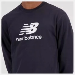 New Balance Felpa Essentials Stacked Logo Crewneck MT31538BK -FreedomSport new balance felpa essentials stacked logo crewneck mt31538bk 3