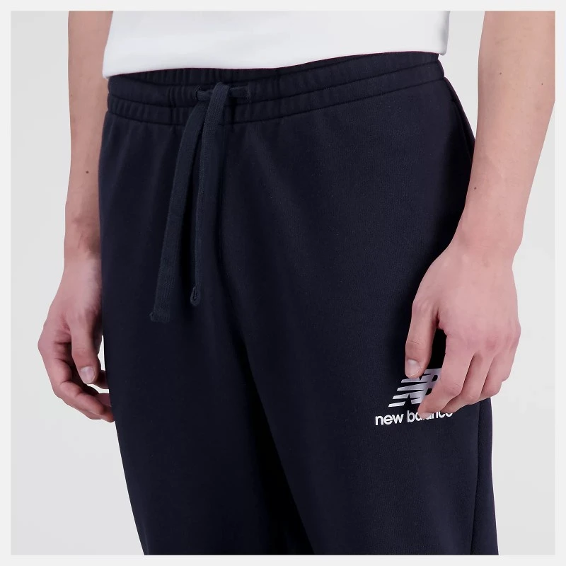 New Balance Pantalone Essentials Stacked Logo French Terry Sweatpant MP31539BK 5 New Balance Pantalone Essentials Stacked Logo French Terry Sweatpant MP31539BK - immagine 5