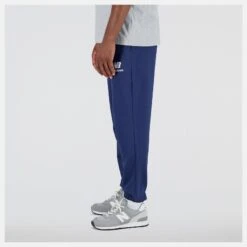 New Balance Pantalone Essentials Stacked Logo MP31539NNY -FreedomSport new balance pantalone essentials stacked logo mp31539nny 2