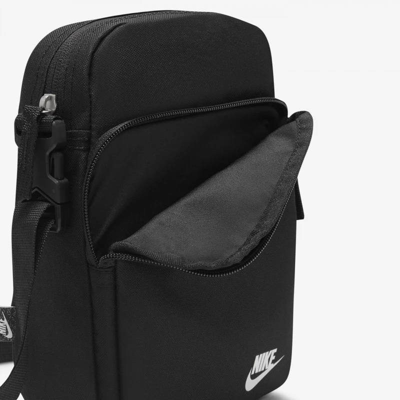 Nike Borsello Heritage Tracolla DB0456 010 5 Nike Borsello Heritage Tracolla DB0456 010 - immagine 5