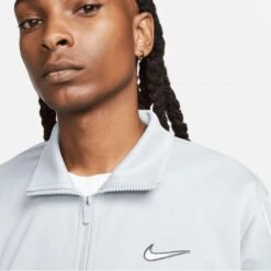 Nike Giacca Tracktop Sportswear FN0257 100 9 Nike Giacca Tracktop Sportswear FN0257 100 -FreedomSport nike giacca tracktop sportswear fn0257 100 3