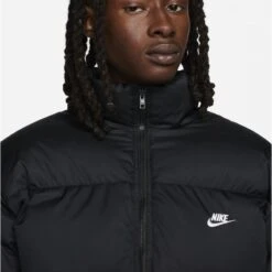 Nike Giubbotto Puffer Sportswear Club FB7368 010 8 Nike Giubbotto Puffer Sportswear Club FB7368 010 -FreedomSport nike giubbotto puffer sportswear club fb7368 010 2