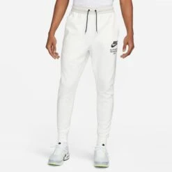 Nike Pantalone Jogger In Fleece Con Grafica DM6552 133